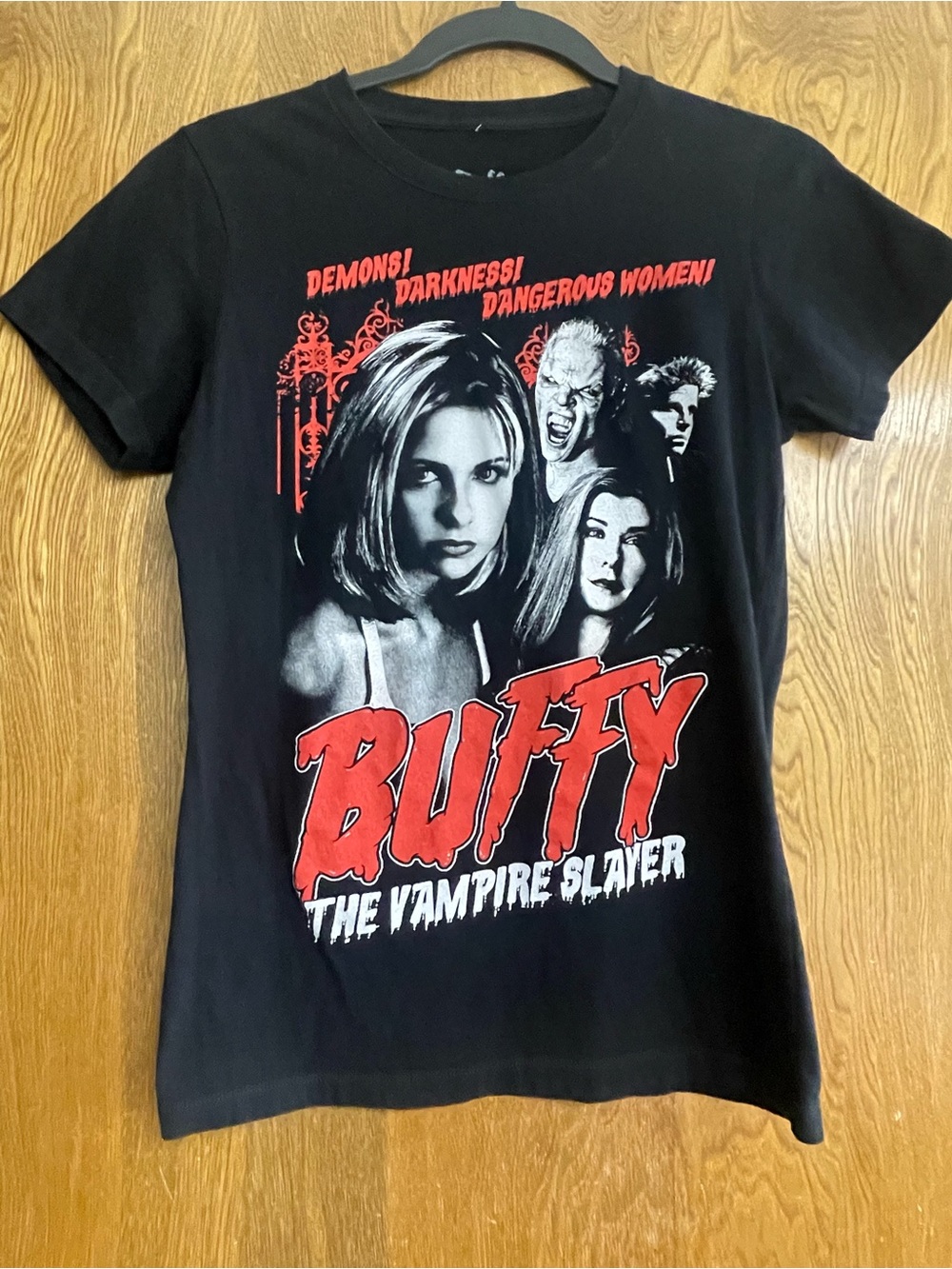 Buffy the Vampire Slayer Graphic Tee Black Horror TV Y2K Baby Tee Small